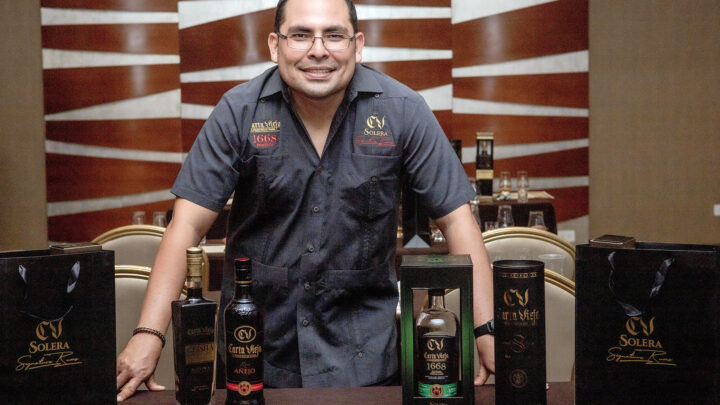 Ron Viejo de Panamá Master Blender William De Gracia