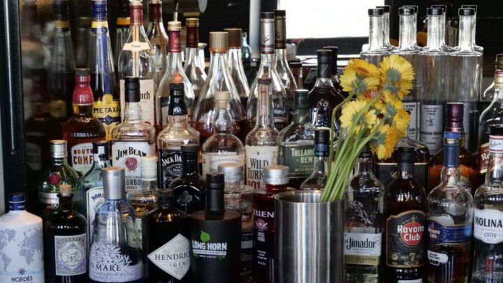 7 Award-Winning Rums Under $50 That Deliver Premium Flavor