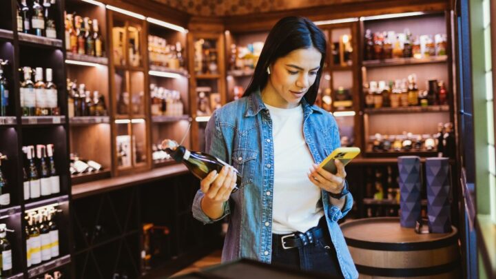 Who Makes Kirkland Spiced Rum? The Secret Behind Costco’s Popular Spirit