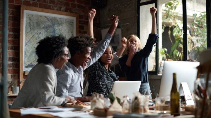 DropWorks Rum Distillery Surpasses Crowdfunding Target, Raising Nearly £500K