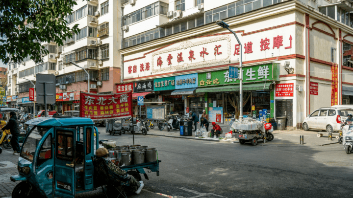 Pernod Ricard H1 Sales Decline Amid China and US Pressures